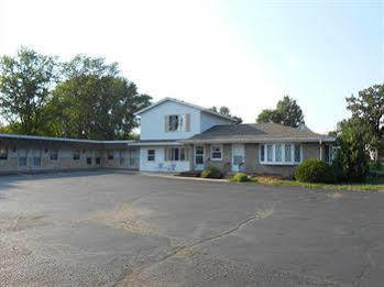 Budget Inn Long Prairie Exterior photo
